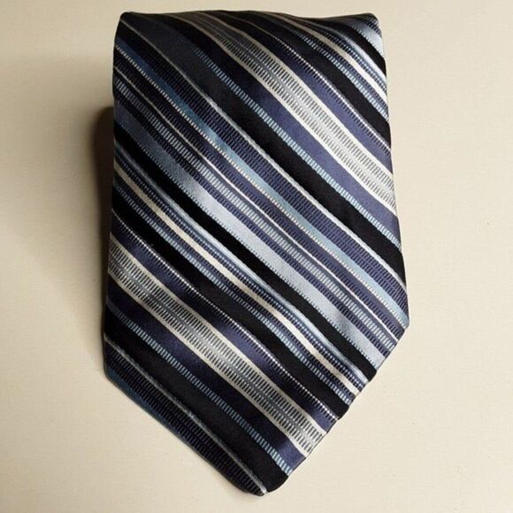 Michael Kors Silk Tie - Picture 1 of 8